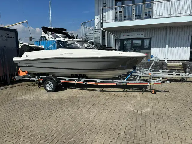 Bayliner Vr4