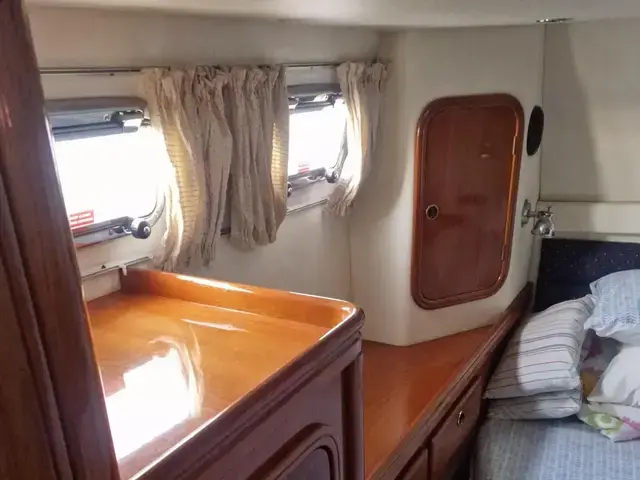 Aquastar Oceanranger 38 Aft Cabin