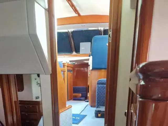 Aquastar Oceanranger 38 Aft Cabin