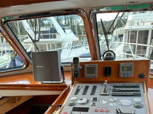 Aquastar Oceanranger 38 Aft Cabin