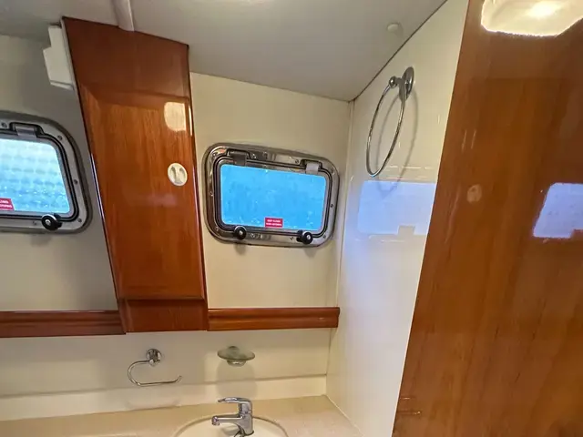 Aquastar Oceanranger 38 Aft Cabin