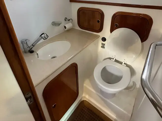 Aquastar Oceanranger 38 Aft Cabin