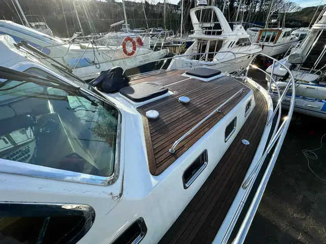 Aquastar Oceanranger 38 Aft Cabin