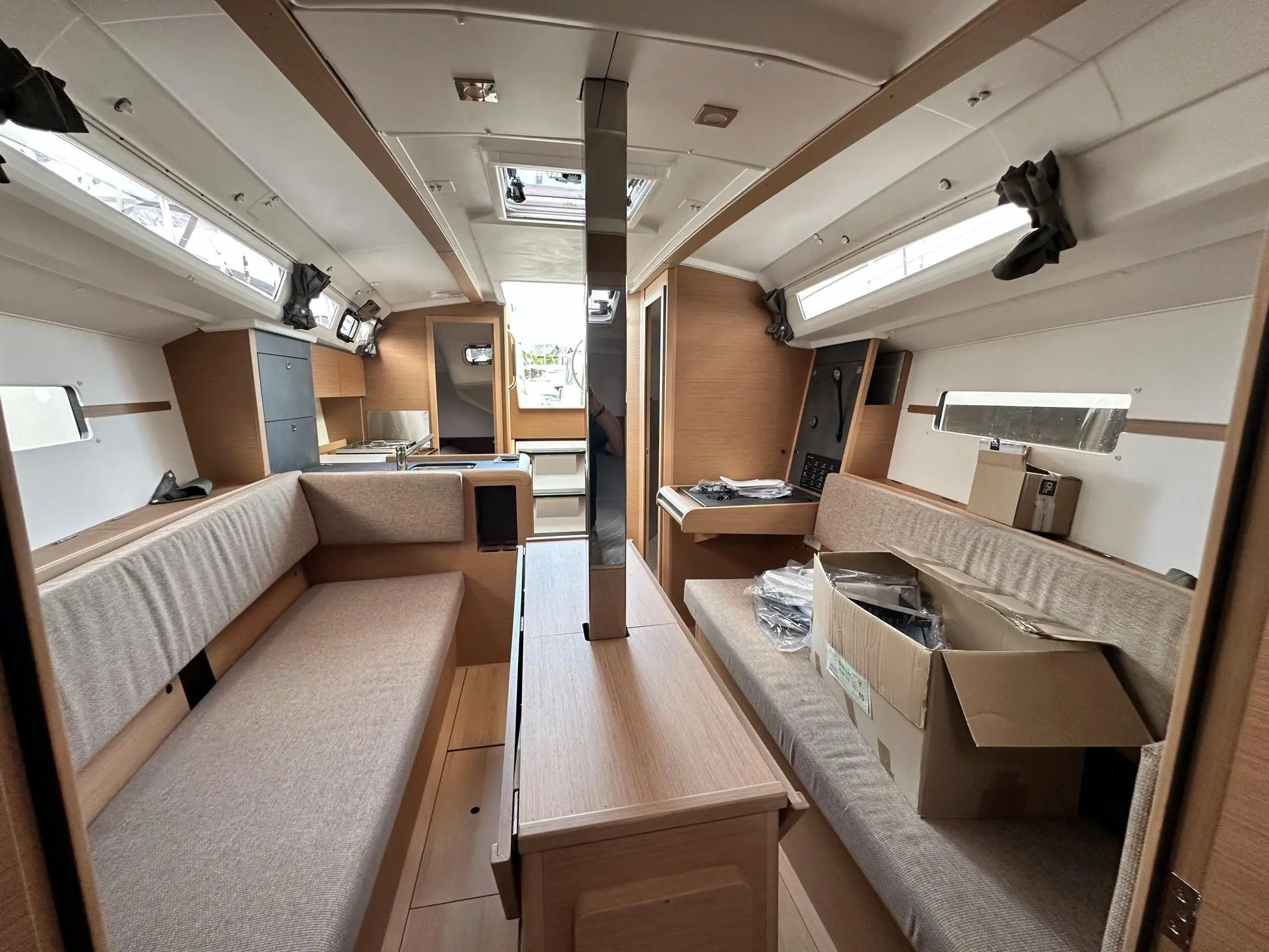 2023 Jeanneau sun odyssey 349