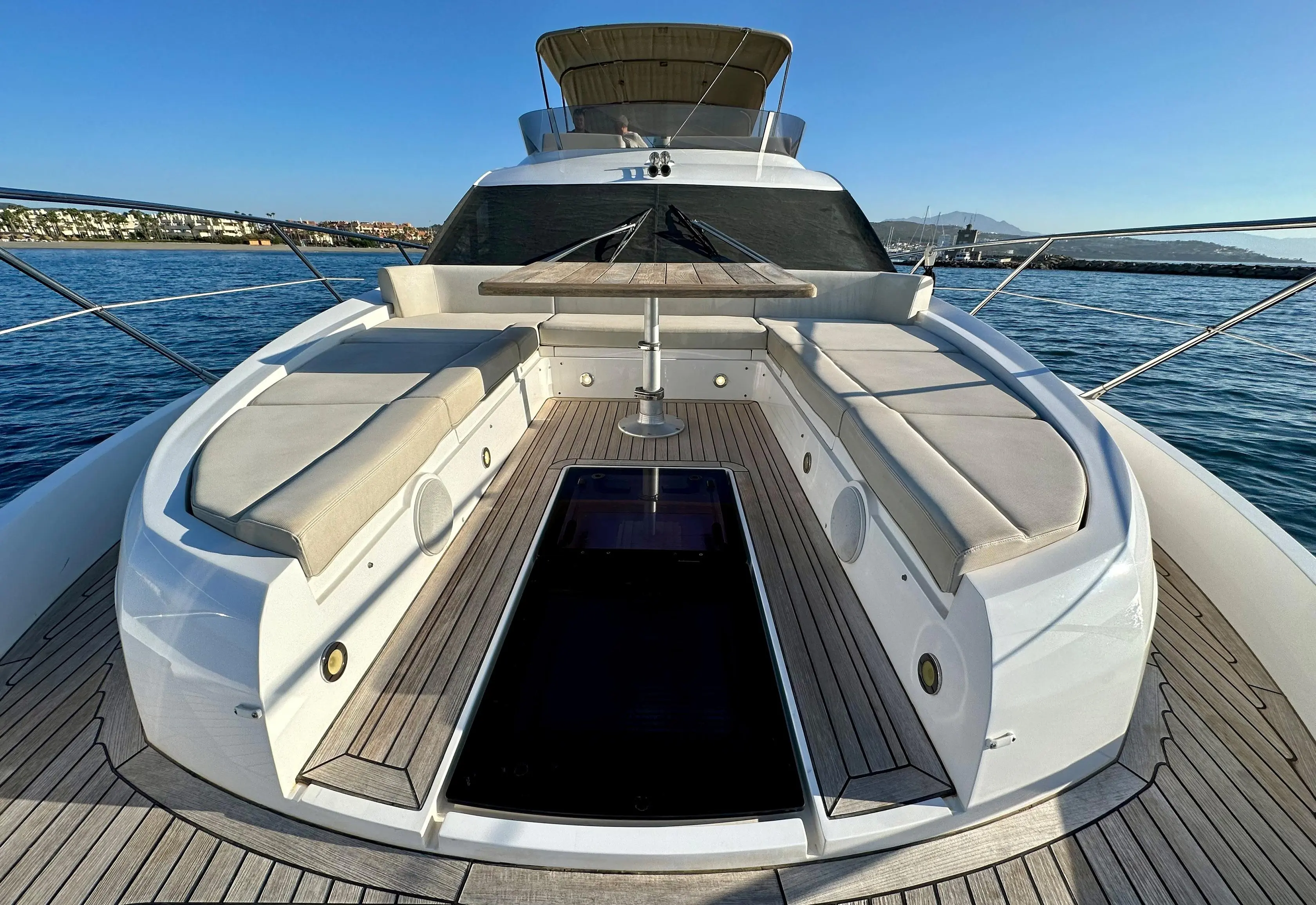 2018 Sunseeker manhattan 52