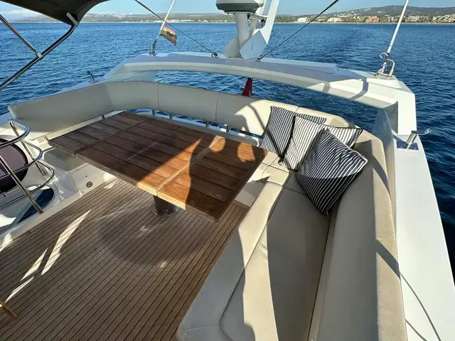 Sunseeker Manhattan 52