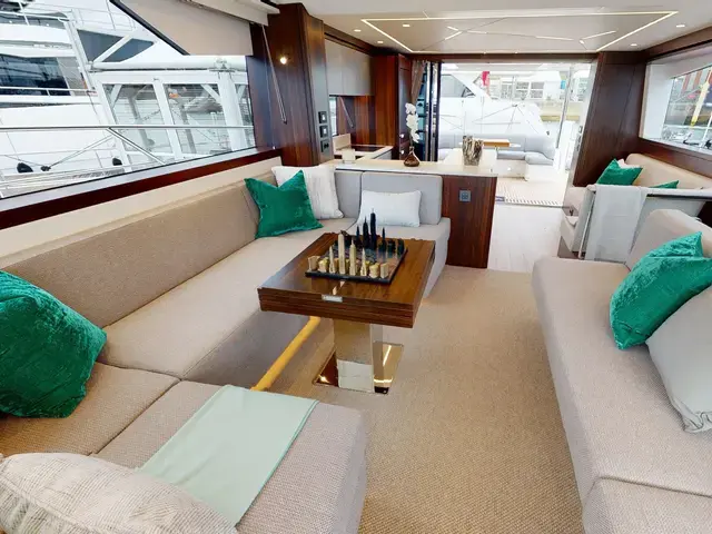 Sunseeker Manhattan 68