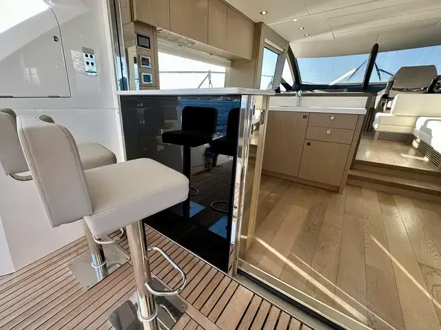 Sunseeker Manhattan 52