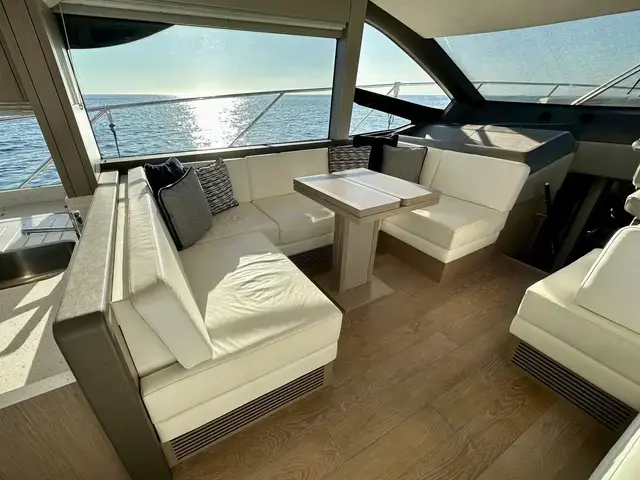 Sunseeker Manhattan 52