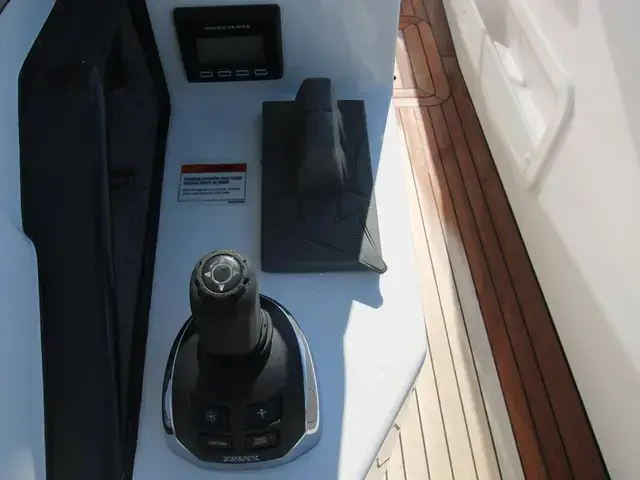 Azimut S7