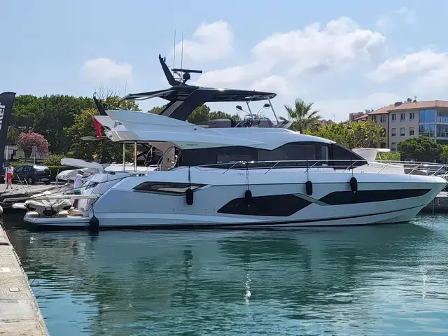 Sunseeker Manhattan 68