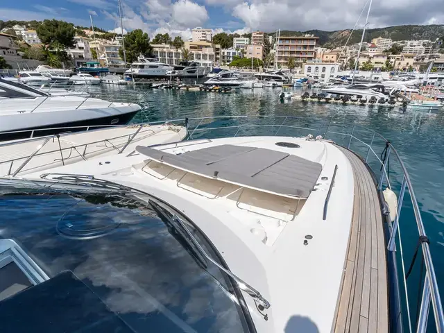 Sunseeker Predator 60