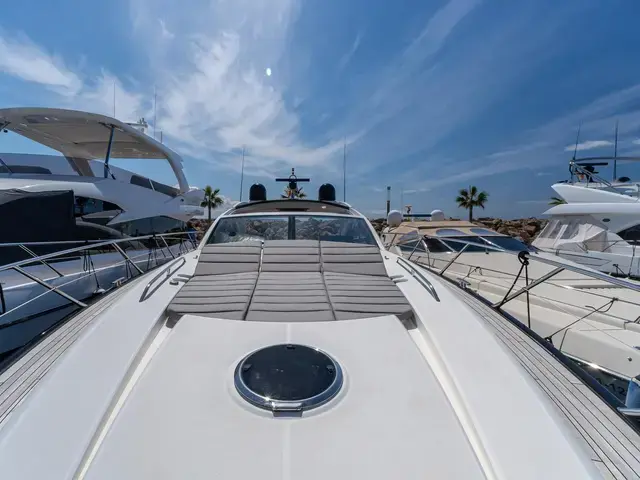 Sunseeker Predator 60