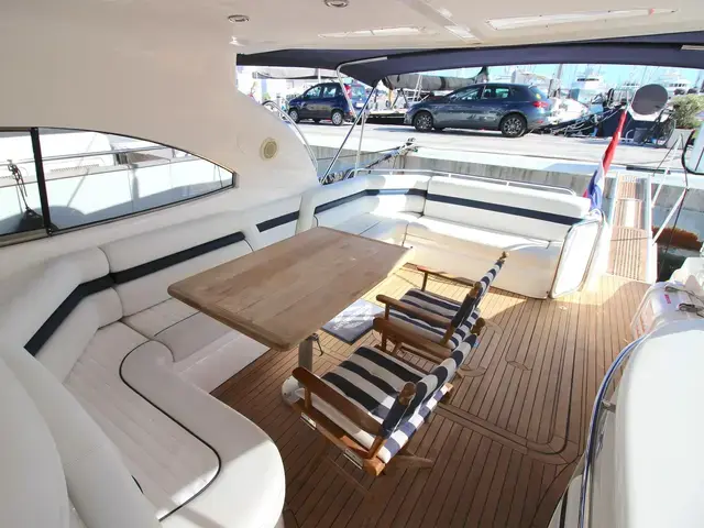 Sunseeker Predator 56