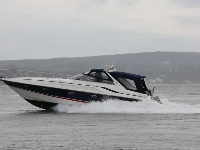 Sunseeker Mustique 42