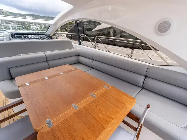 Sunseeker Predator 60