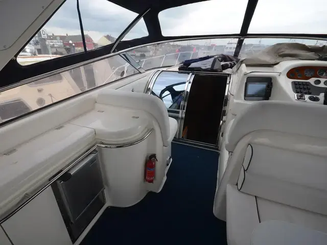 Sunseeker Mustique 42