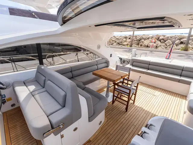 Sunseeker Predator 60