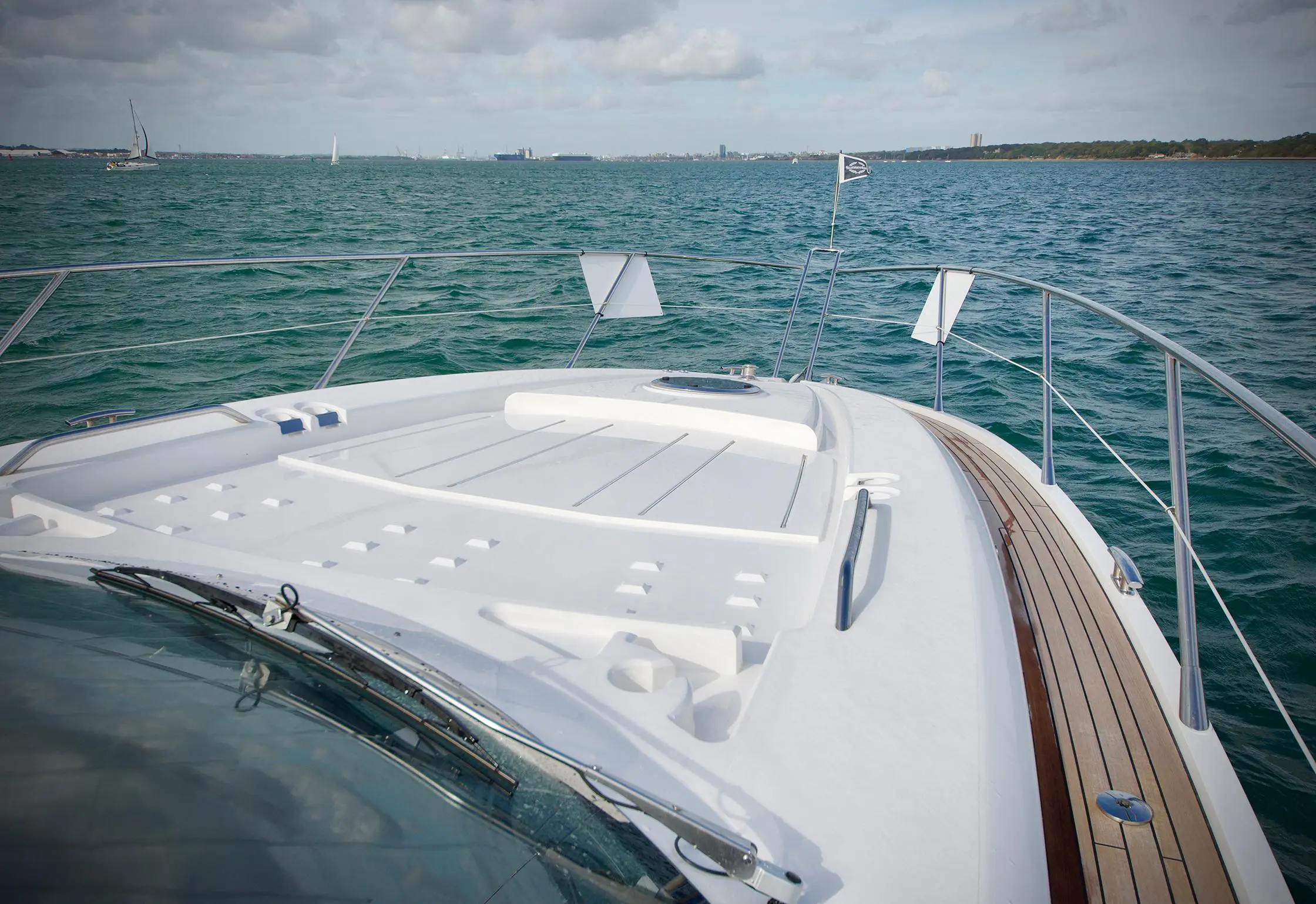 2014 Sunseeker san remo 485