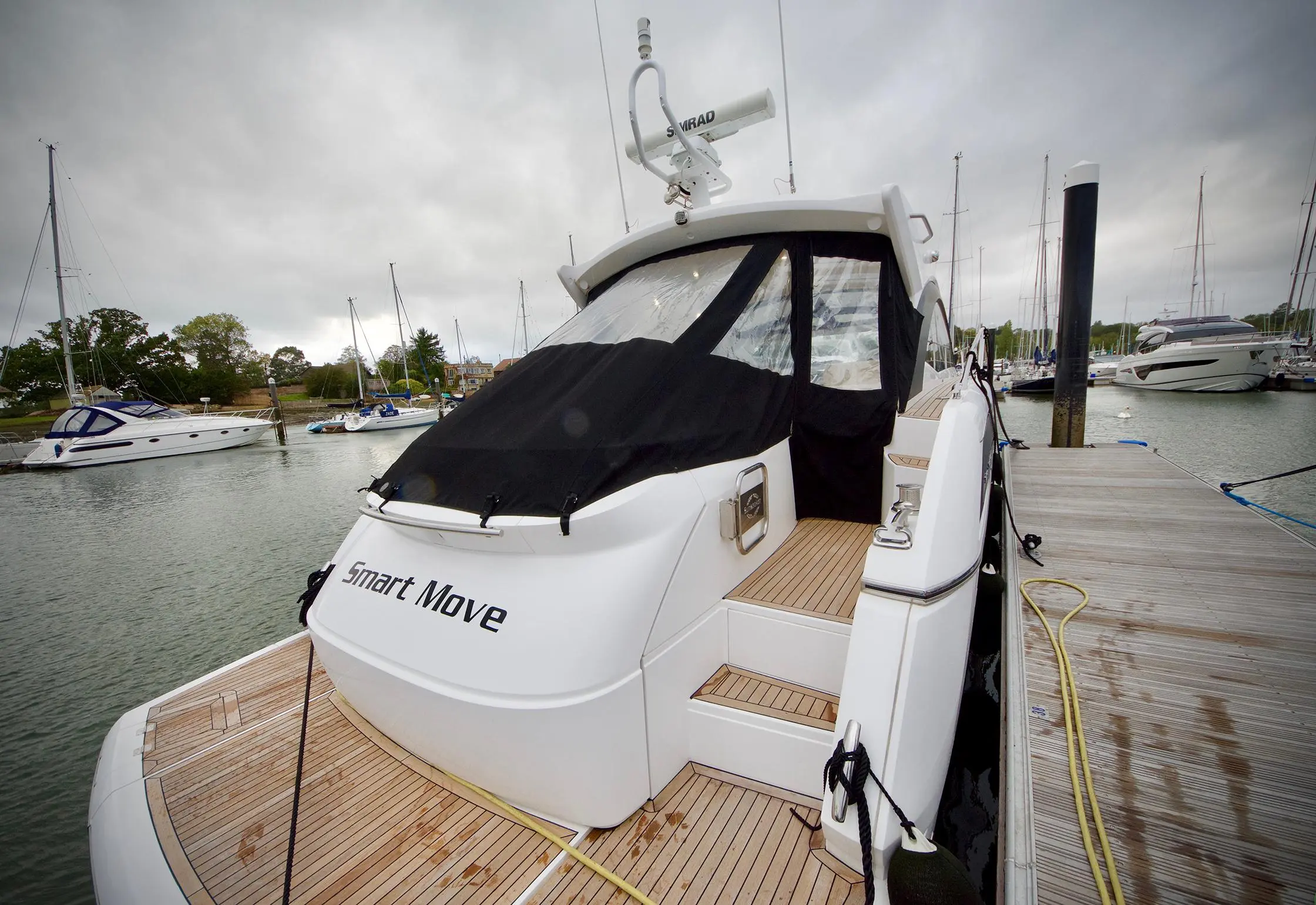 2014 Sunseeker san remo 485