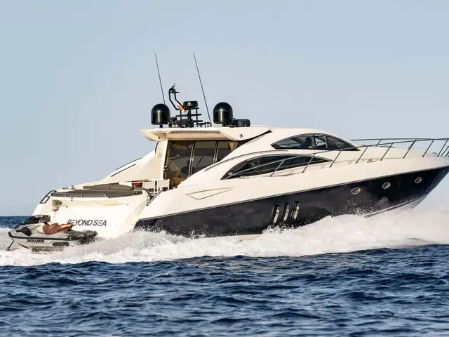 Sunseeker Predator 72