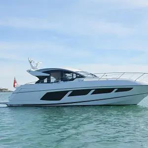 2018 Sunseeker Predator 57