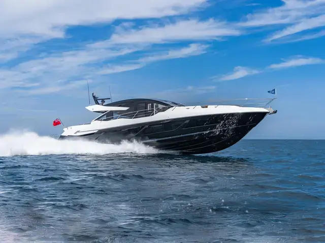 Sunseeker Predator 74 XPS