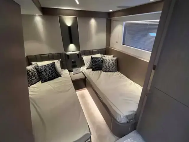 Sunseeker Manhattan 68