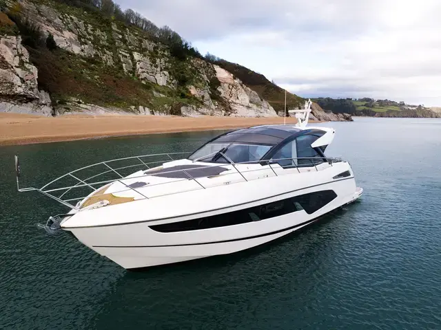 Sunseeker Predator 60 Evo