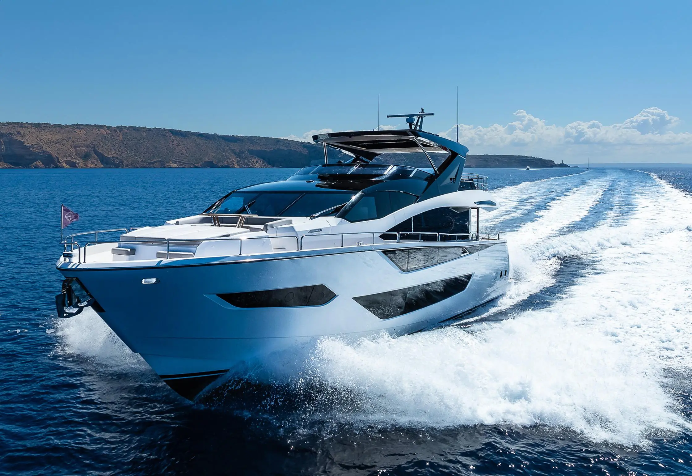 2023 Sunseeker 88m yacht