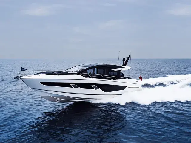 Sunseeker Predator 65