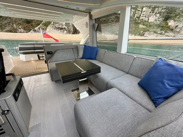 Sunseeker Predator 60 Evo