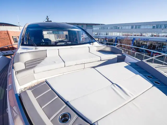 Sunseeker Predator 65