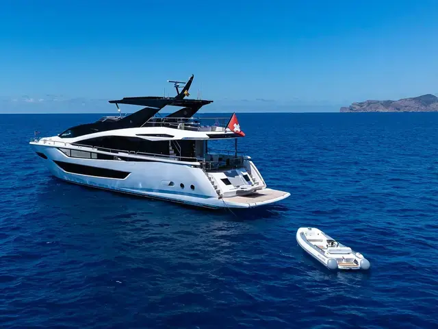 Sunseeker Yacht 88