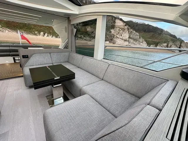 Sunseeker Predator 60 Evo