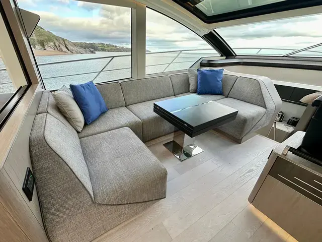 Sunseeker Predator 60 Evo