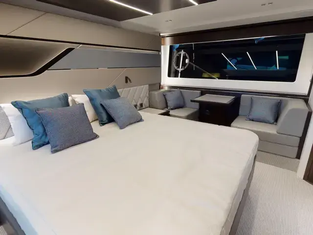 Sunseeker Predator 74 Xps