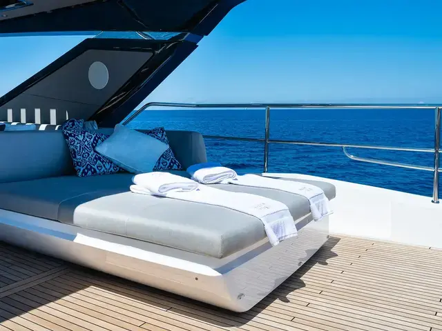 Sunseeker Yacht 88