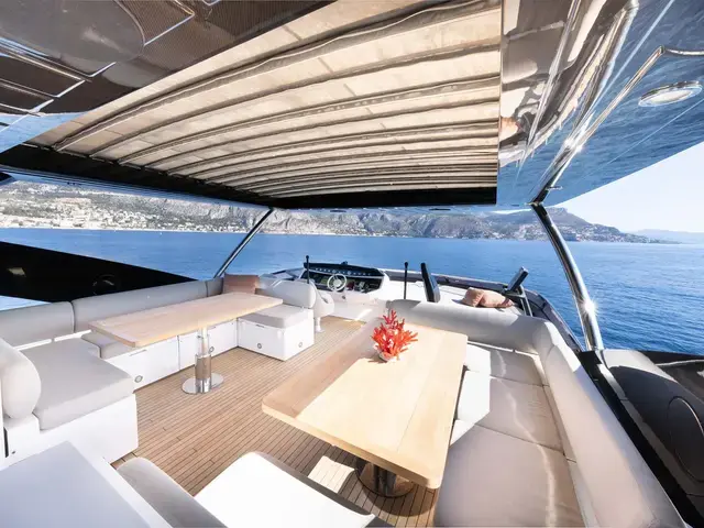 Sunseeker 28M Yacht