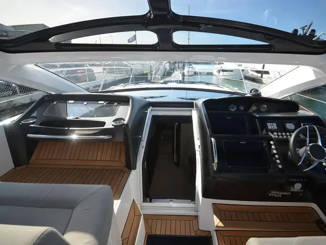 Sunseeker San Remo