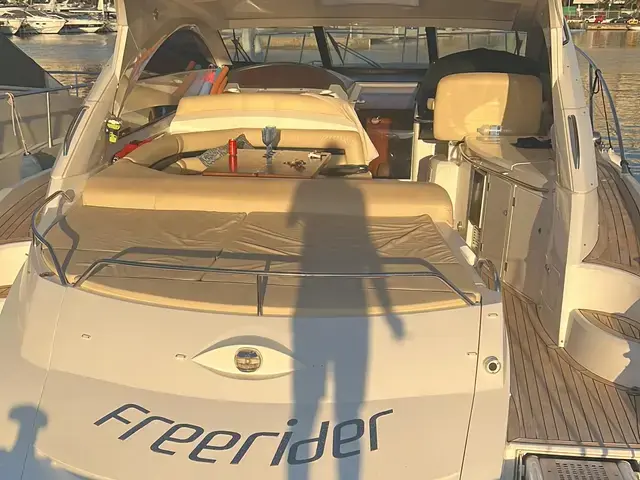 Sunseeker Portofino 53