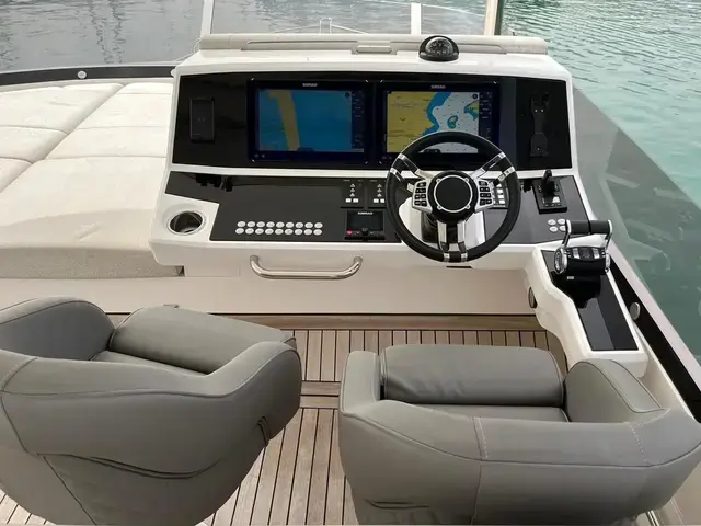 Sunseeker Manhattan 68