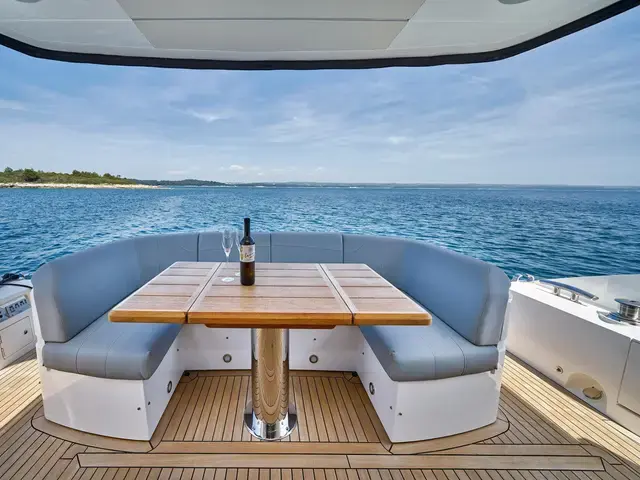 Sunseeker Manhattan 55