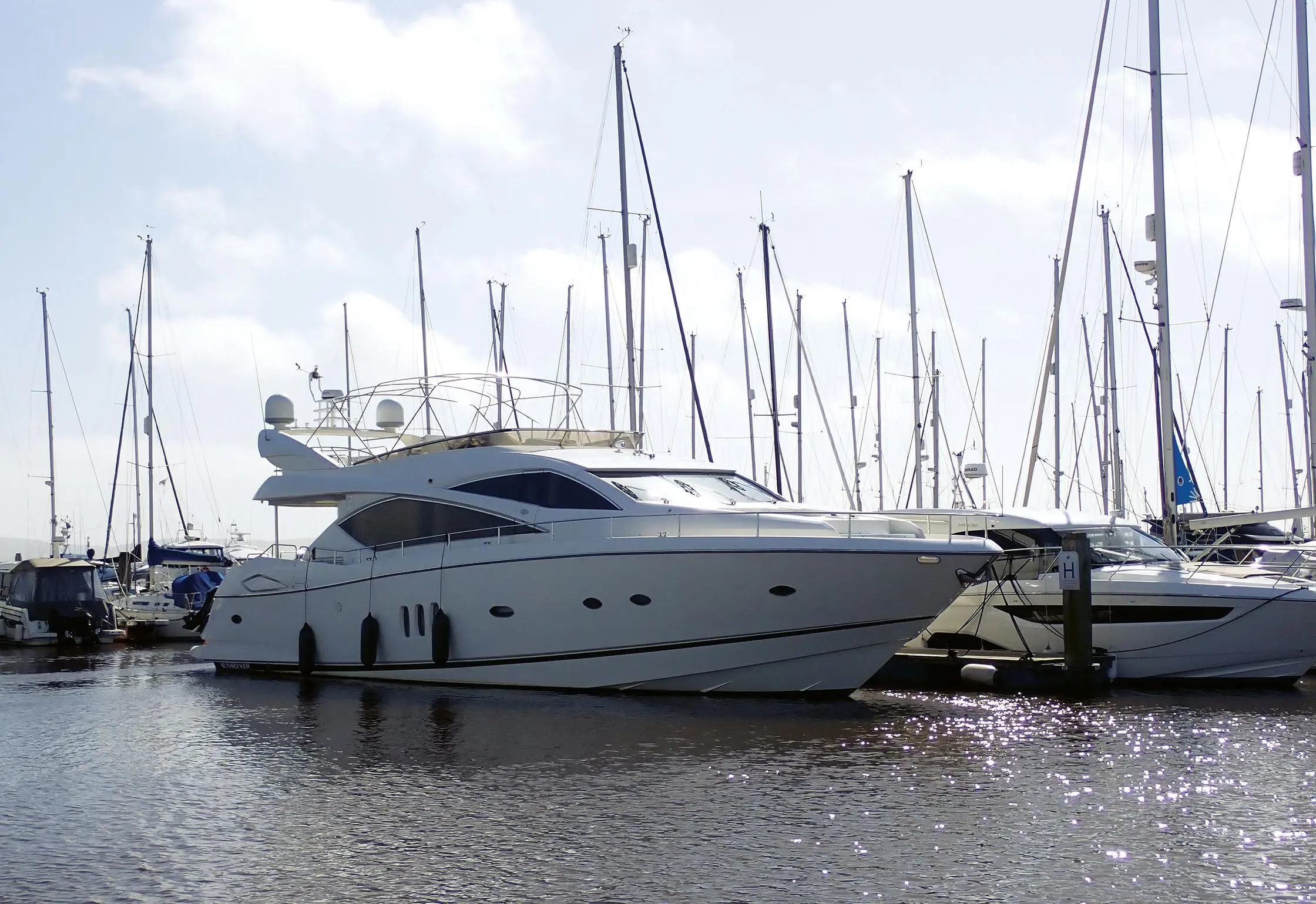 2005 Sunseeker 75 yacht