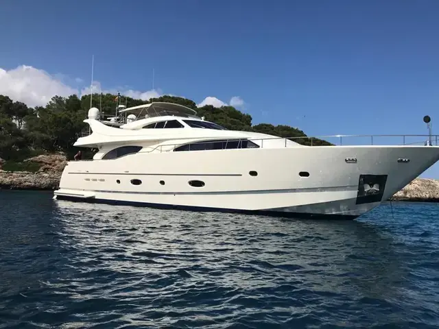 Ferretti Yachts Custom Line 94