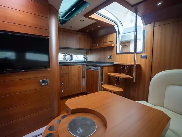 Sunseeker Portofino 40