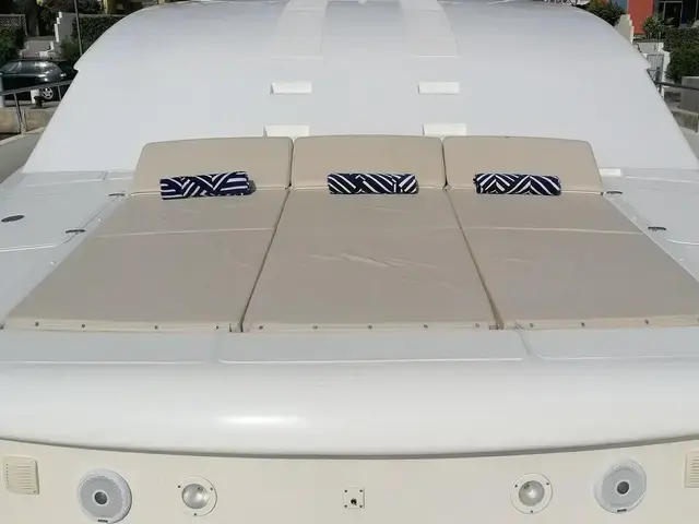 Ferretti Yachts Custom Line 94