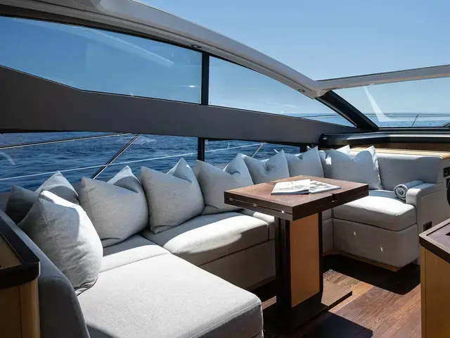 Sunseeker Predator 57