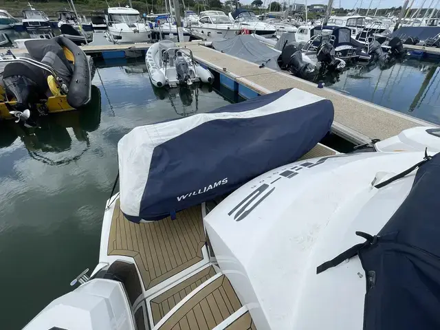 Sunseeker Predator 61