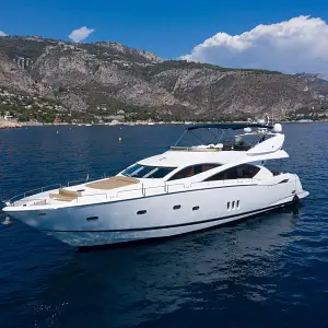 2003 Sunseeker Predator 82